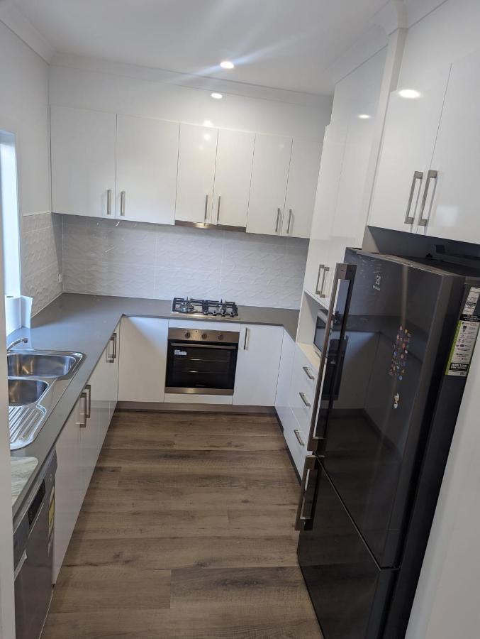 Immaculate 2-beds Entire House Chermside